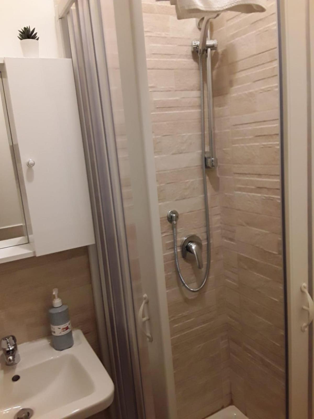 Monia Coliseum Apartment โรม ภายนอก รูปภาพ